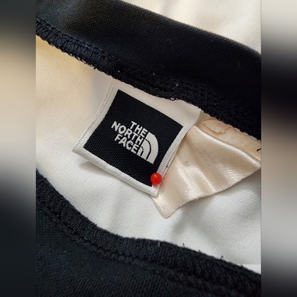 The North Face Shirt, Men's Medium White & Black Flight Series Pullover Shirt - Picture 7 of 7